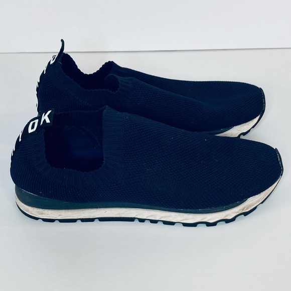DKNY Women 8.5 Jerri Slip-on Fabric Sneakers Navy Blue Stylish Comfort Sporty - Picture 4 of 8
